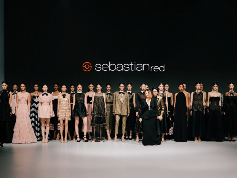 Langham Fashion Soirée 2025 menjadi perayaan runway curated dan pengalaman hospitality, di mana fashion dan layanan bertemu dalam harmoni estetika tinggi.