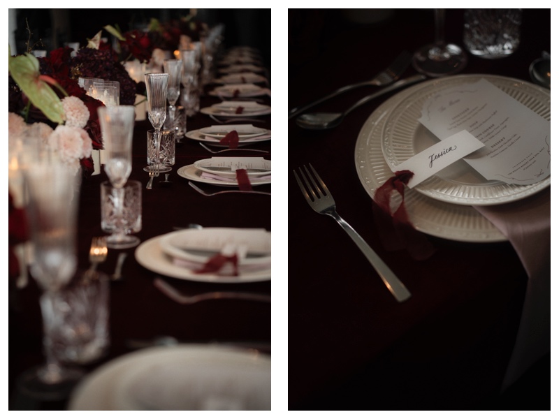 Setup tableware dari Semeja serta place card karya Dear Calligraphy melengkapi nuansa romansa yang terbangun.