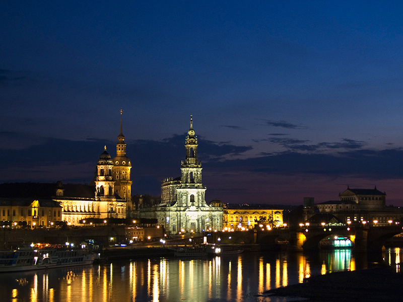 Dresden : Kota Indah Bergaya Baroque