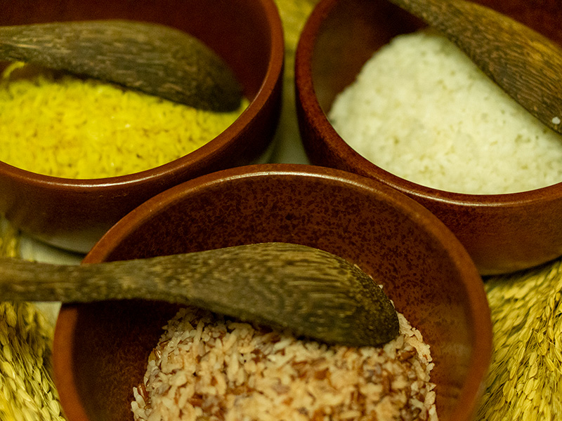 Bejana - Nasi Merah, Nasi Kuning, dan Nasi Putih