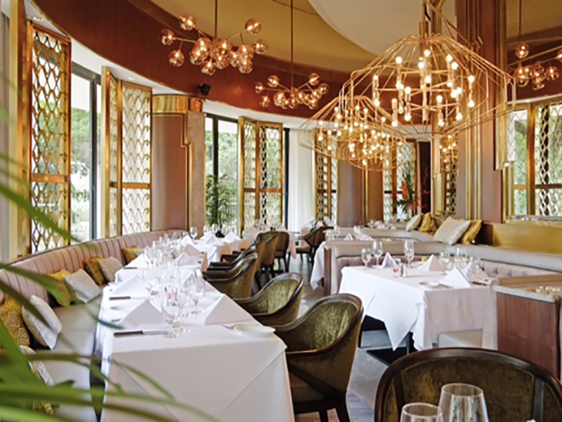 Ruth’s Chris Steak House : New Orleans Legendary Steak House