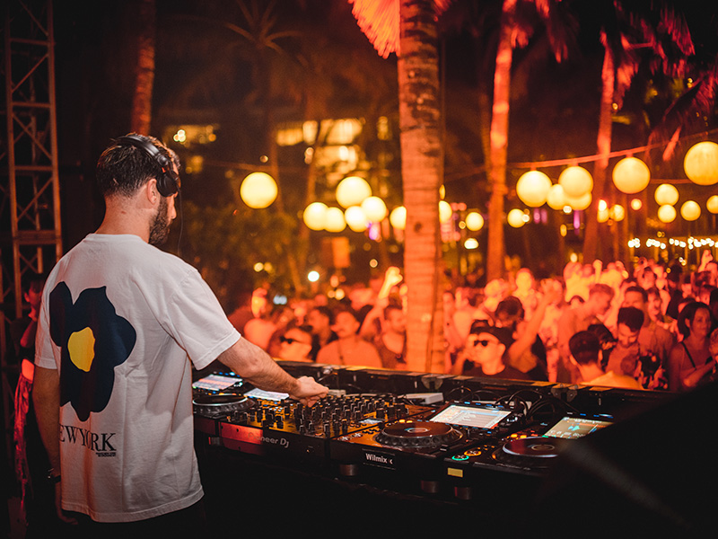 W-Bali Seminyak Mempersembahkan Summer Soundwave 2025