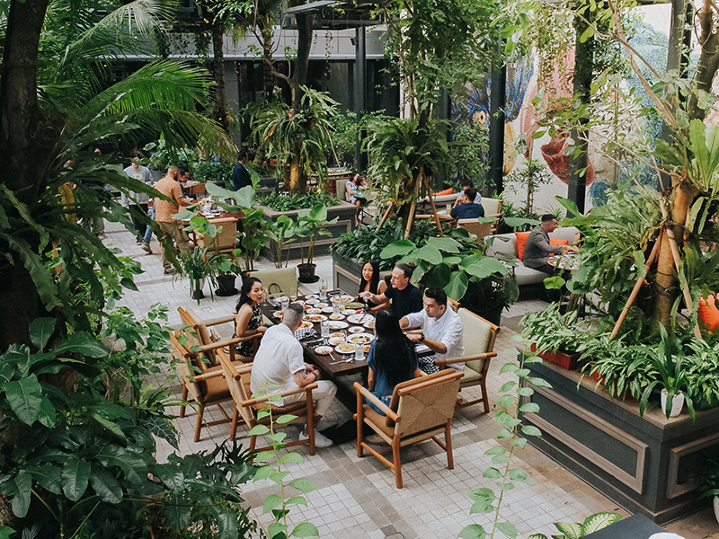 Odd Sunday Brunch: Menikmati Sensasi Sunday Brunch yang Berbeda di 25hours Hotel The Oddbird
