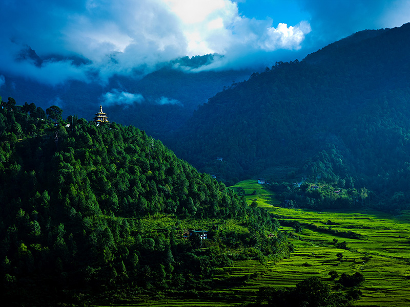 Khamsum Yulley Namgyal Chorten