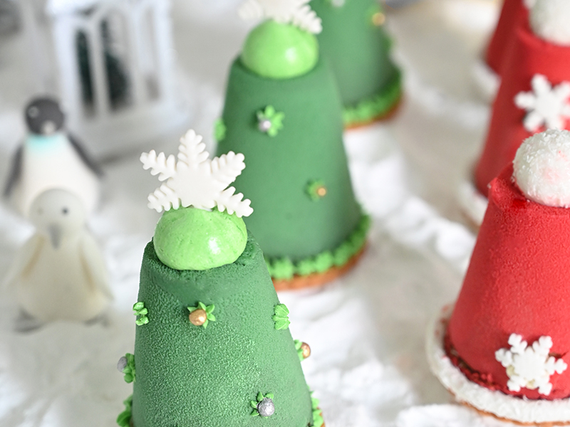 Christmas Tree Cake