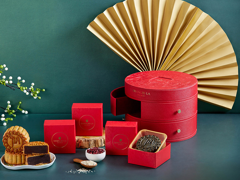 Shangri-La Jakarta Baked Mooncakes - Red Packaging