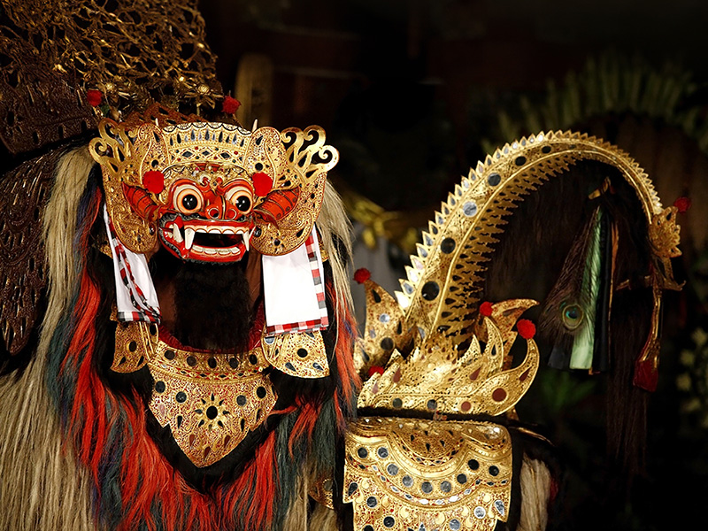 Pesta Pasar Malam dan Pertunjukan Tari Barong Bali di Hari Kemerdekaan Republik Indonesia Ke-79 di Sofitel Bali Nusa Dua Beach Resort 