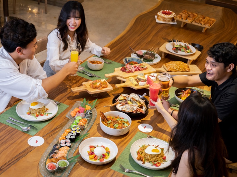 Brunch & Beyond di Café Gran Via, Gran Melia Jakarta