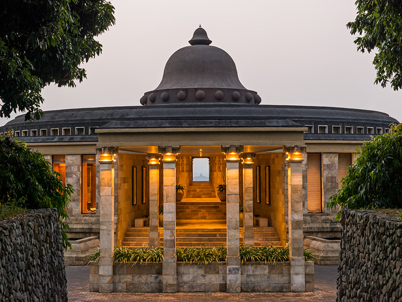 Amanjiwo - Entrance