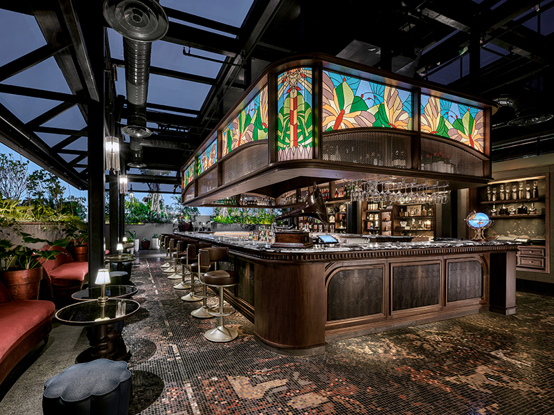 SLOW ROOTS: Perpaduan Botanical Flavours dan Urban Cocktail Culture di Artesian Bar Jakarta