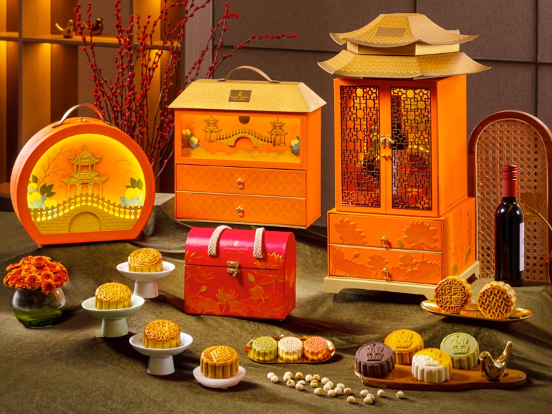 Moonbridge Legacy, Koleksi Mooncake Hampers The Ritz-Carlton Jakarta, Pacific Place Bercahaya Jingga