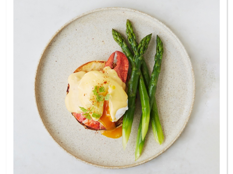 Lobster Benedict 